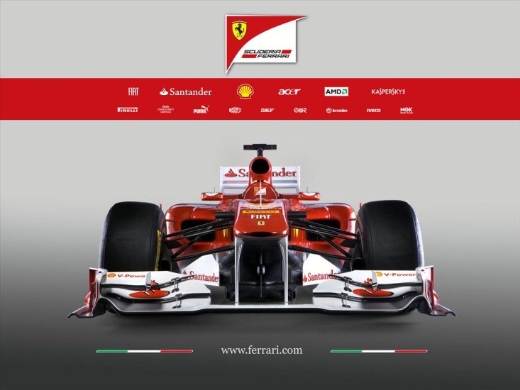 Prezentacje Bolidów 2011 - Ferrari F150 - 2.jpg
